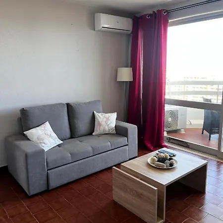 Apartamento 3 Castelos T1 Vista Mar *